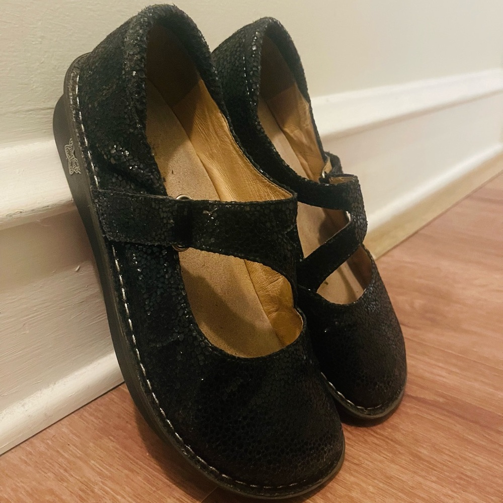 Alegria Mary Jane Dressy Black Velcro Enclosure Shoes Size 39